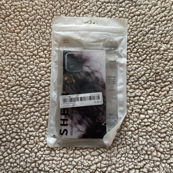 iPhone 11 Pro Square Marble IPhone Case - Picture 3 of 3